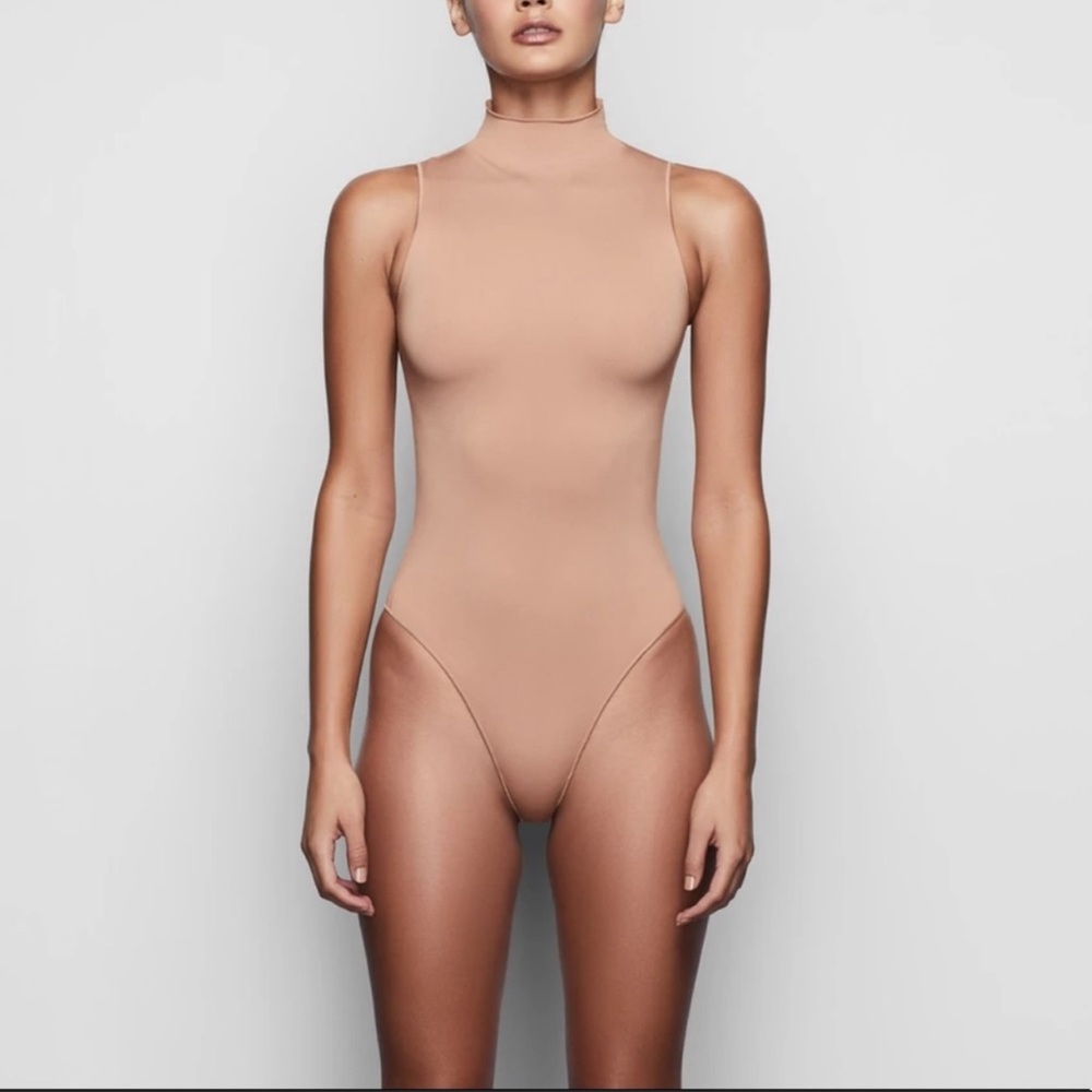 SKIMS Essential Mock neck Bodysuit 4X/5X NWOT
